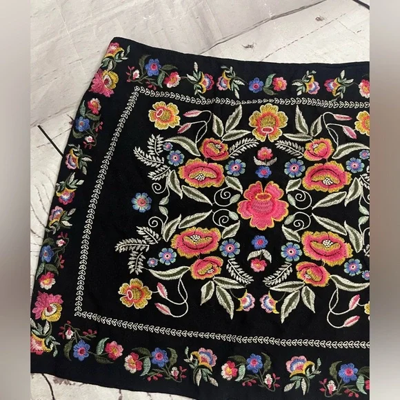 Umgee skirt large nwot - Picture 3 of 5